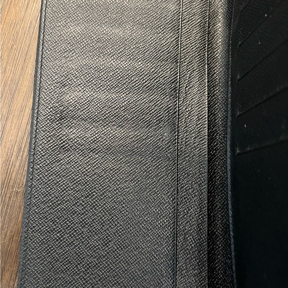 Authentic Vintage Louis Vuitton Black Epi Leather Fold Wallet - Picture 8 of 14